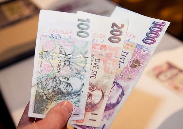 ЦБ Чехии рассказал о ситуации с фальшивыми деньгами в стране