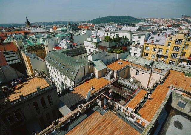 Крышу дворца Люцерна в Праге открыли для посетителей: видео