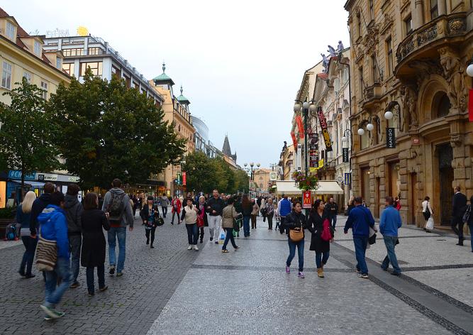Пражская улица Na Příkopě оказалась одной из самых дорогих в мире