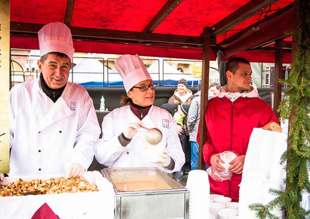 В Сочельник в центре Праги будут угощать рыбным супом