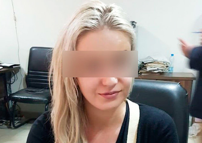 В Пакистане задержали чешскую контрабандистку