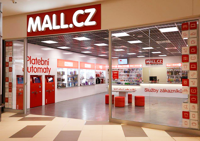 В Праге открылся первый офлайн-магазин Mall.cz