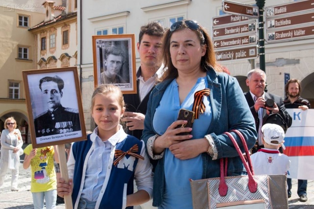 В Праге состоялось шествие «Бессмертный полк»: видео