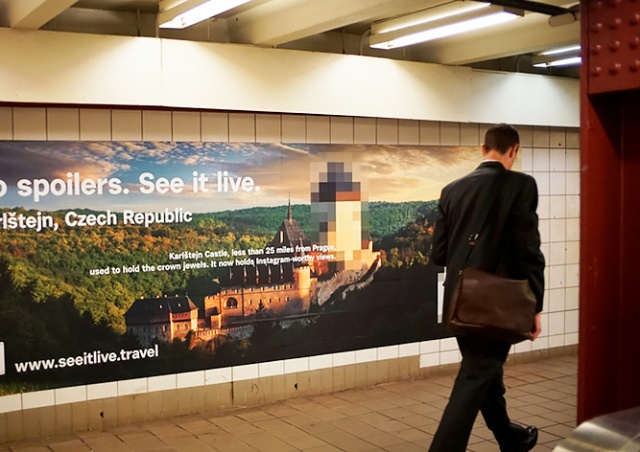 В метро Нью-Йорка появилась необычная реклама Чехии