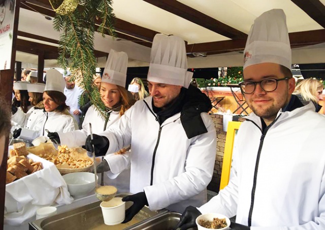 Рождественским супом в центре Праги будут угощать два дня подряд