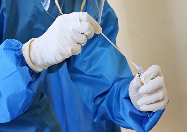 За сутки коронавирус в Чехии выявили у 1631 человека