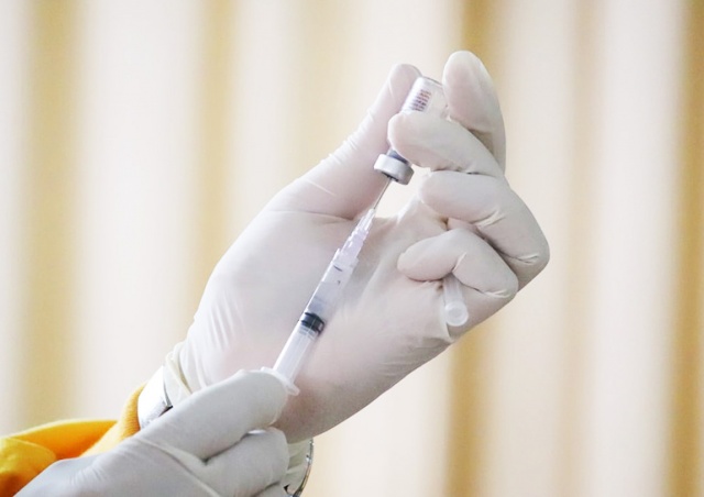 Чехия будет признавать сертификаты вакцинации третьих стран, но с условием