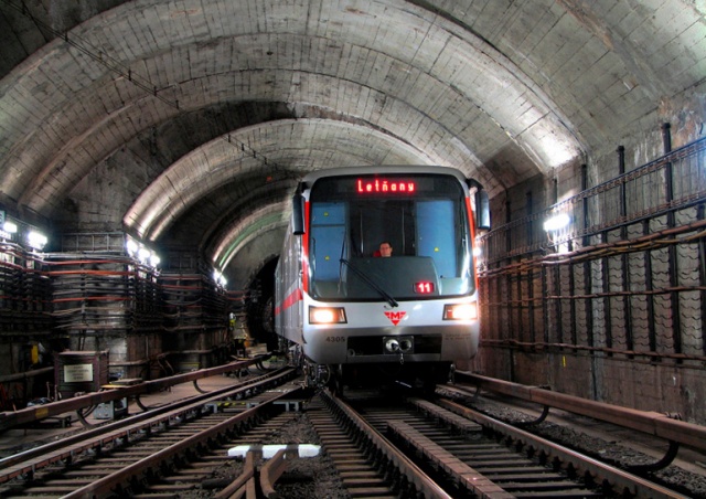 В Праге на четыре дня закроют участок красной ветки метро
