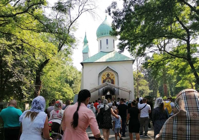 Прага расторгла договор с православной церковью об аренде часовни на Ольшанском кладбище