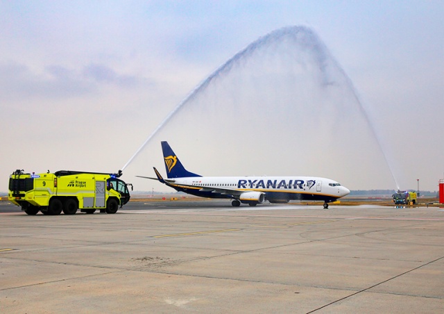 Ryanair запустил рейс Прага - Неаполь