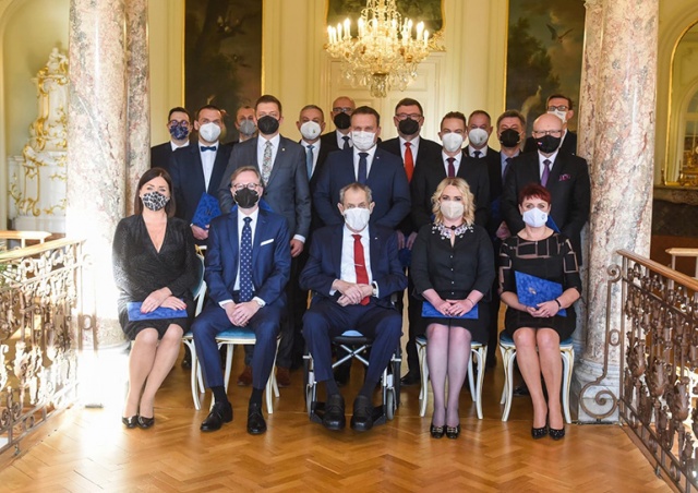 Новое правительство Чехии приступило к работе