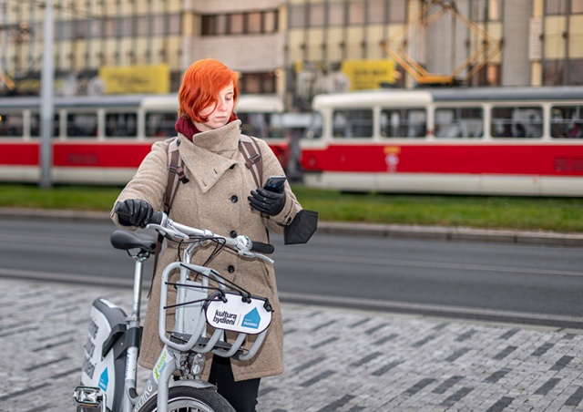 Проект бесплатной аренды велосипедов в Праге сделают постоянным