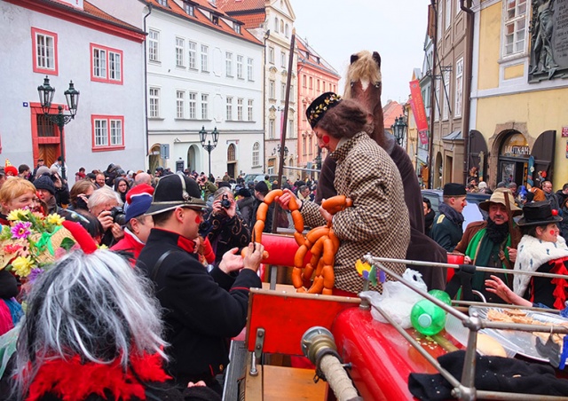 Масленицу в центре Праги отметят карнавальным шествием