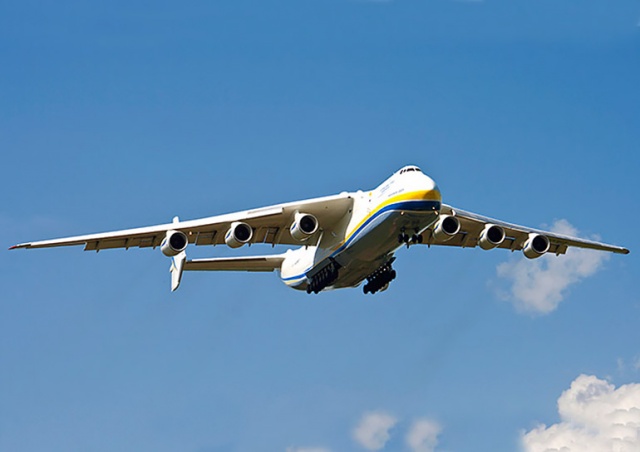 Российские войска уничтожили уникальный и крупнейший самолет в мире Ан-225 «Мрия»