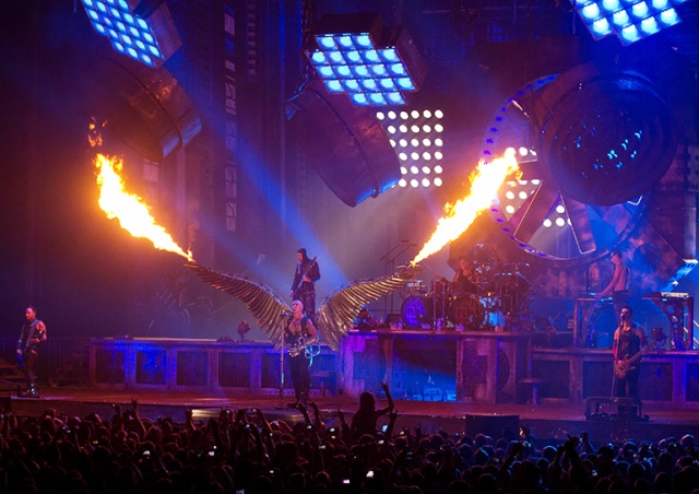 Rammstein даст дополнительный концерт в Праге