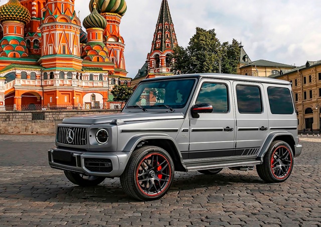 Mercedes-Benz прекратил поставки автомобилей в Россию