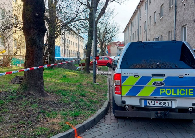 В Остраве в ходе земляных работ прогремел взрыв. Вероятно, сдетонировал  старый снаряд