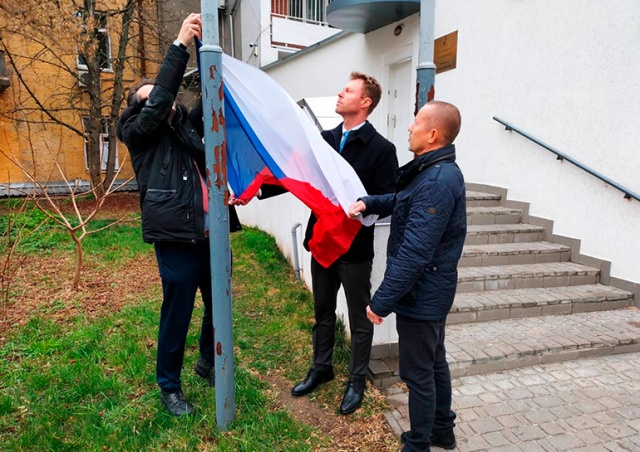Чешские дипломаты вернулись в Киев 
