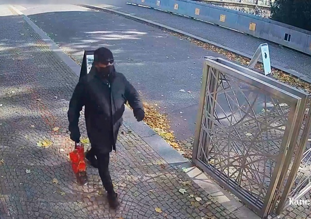 Полиция Праги разыскивает русскоязычных грабителей