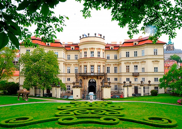Во вторник в посольстве Германии в Праге состоится «День открытых дверей»