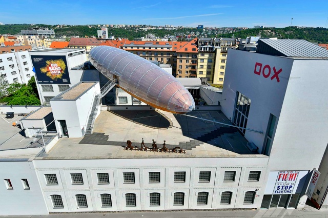 Пражский центр искусства DOX проведет «День детей» для украинских беженцев. Вход свободный