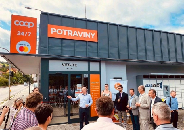 В Чехии открылся второй круглосуточный магазин без продавцов