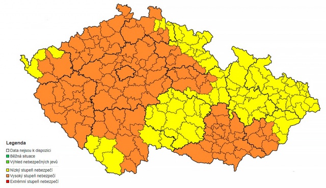 Синоптики расширили предупреждение о сильной жаре в Чехии