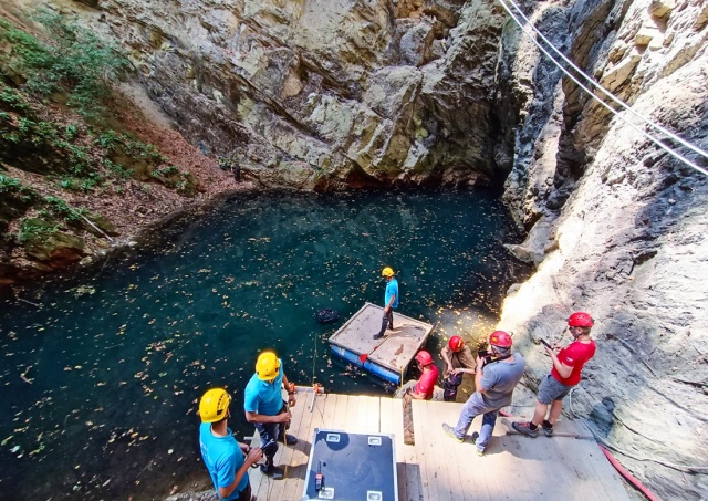 Самая глубокая подводная пещера в мире находится в Чехии. Ученые обновили рекорд погружения