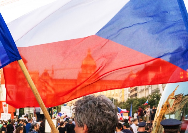 Нейтралитет и торговля с Россией: в Праге пройдет митинг против правительства