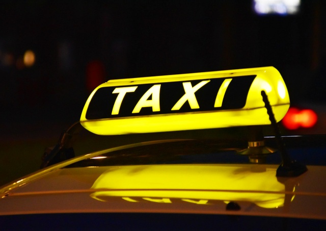 В Праге таксист взял 7100 крон за пять километров пути: видео