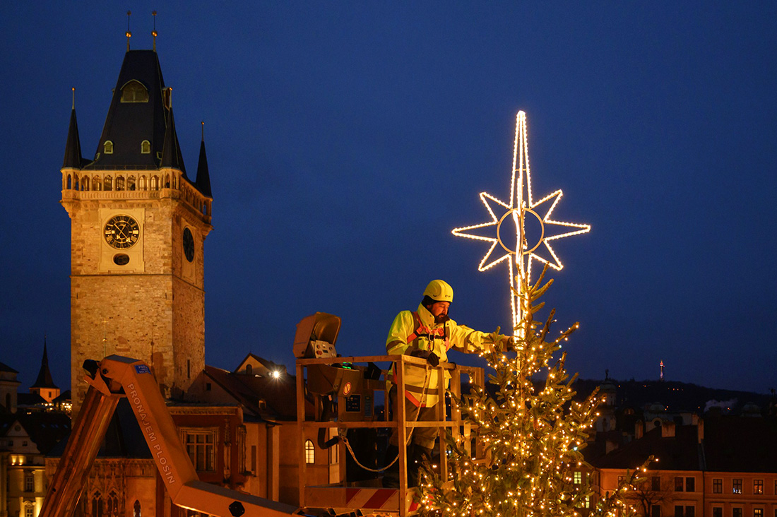 Прага сообщила подробности зажжения главной рождественской ёлки