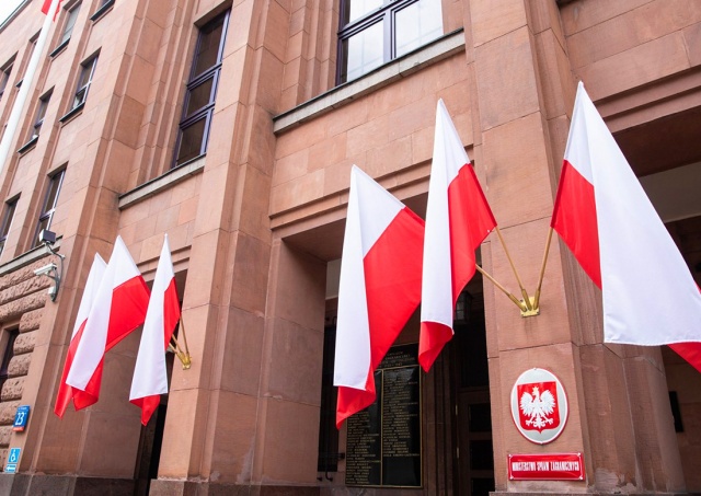 МИД Польши вызвал российского посла из-за падения ракеты
