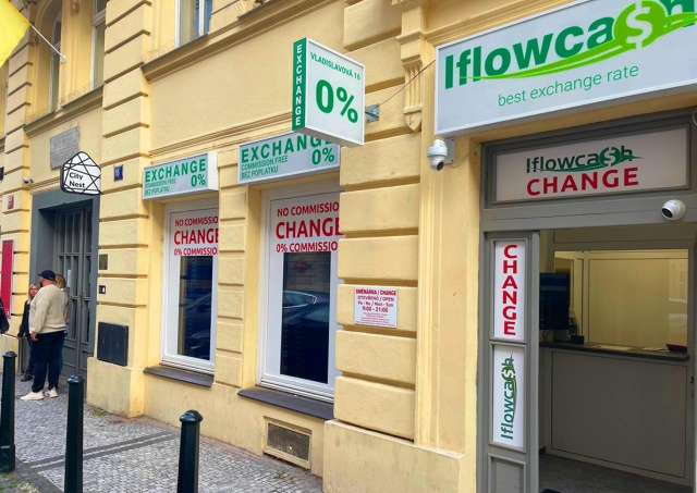 Украинцы открыли в центре Праги новый надежный обменник