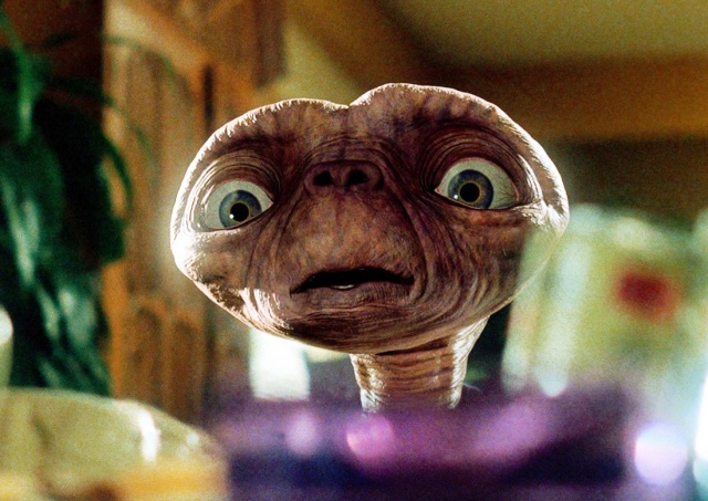 Мехатронную модель пришельца из фильма «Инопланетянин» продали с аукциона