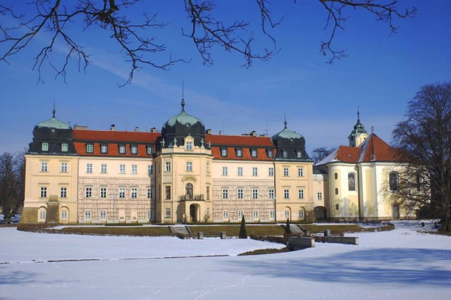 Резиденцию президента Чехии откроют для туристов на два уикенда