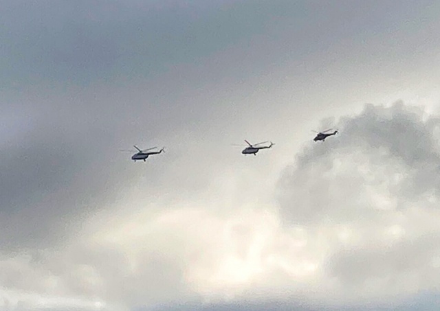 Три вертолета над Прагой удивили горожан
