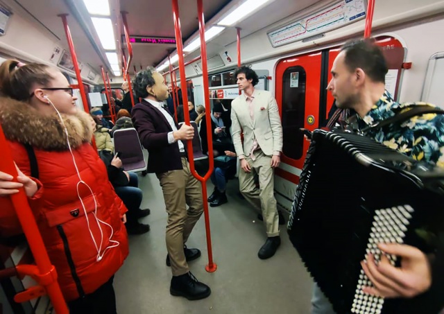 Сегодня в метро Праги можно попасть в «вагон культуры»