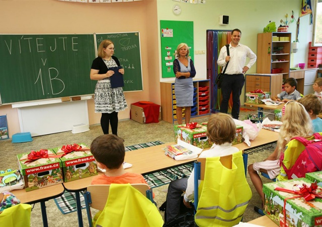 Зарплата учителей в Чехии за год выросла на 0,8%