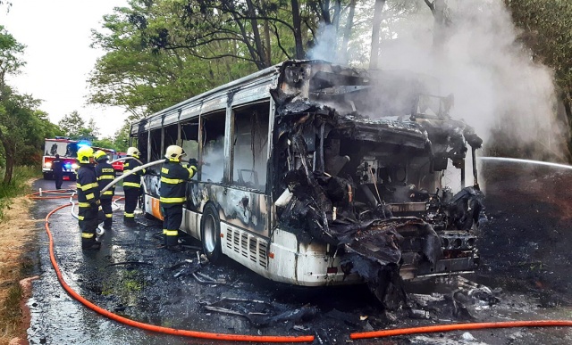 В Чехии во время движения загорелся рейсовый автобус