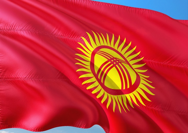 В Кыргызстане разрешили указывать в документах матчество вместо отчества