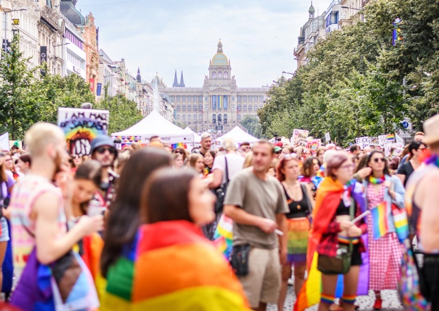 Зачем в Праге ежегодно проводят ЛГБТ-фестиваль: ответ в одной картинке