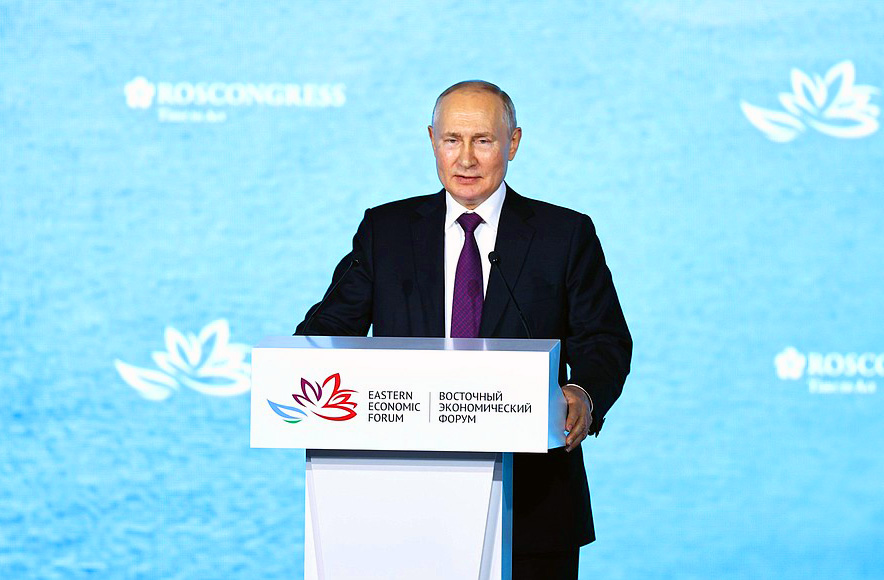 Путин назвал ошибкой советское вторжение в Чехословакию