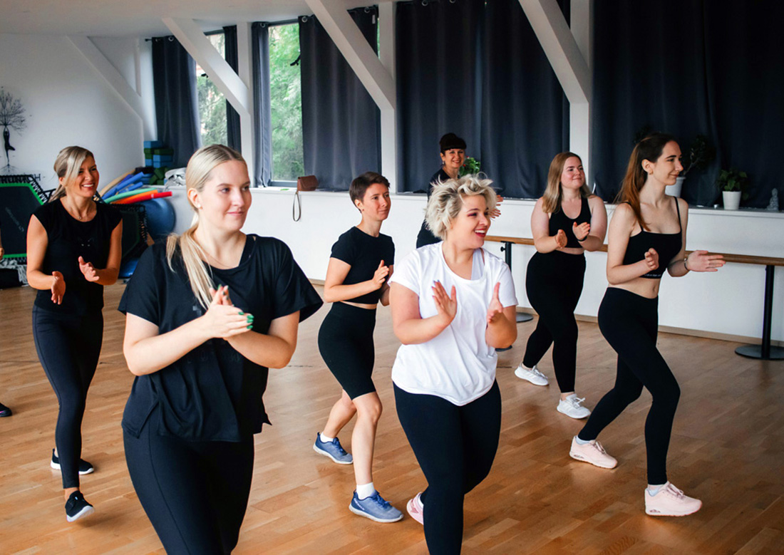 Бесплатное занятие в школе танцев в Праге 23 сентября