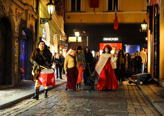 В среду в центре Праги пройдет парад сказочных чудищ