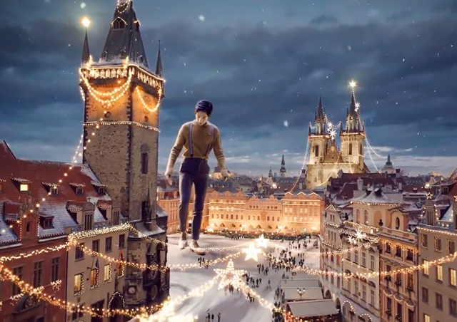 Рождественская реклама мировых брендов, снятая в Чехии: лучшие ролики