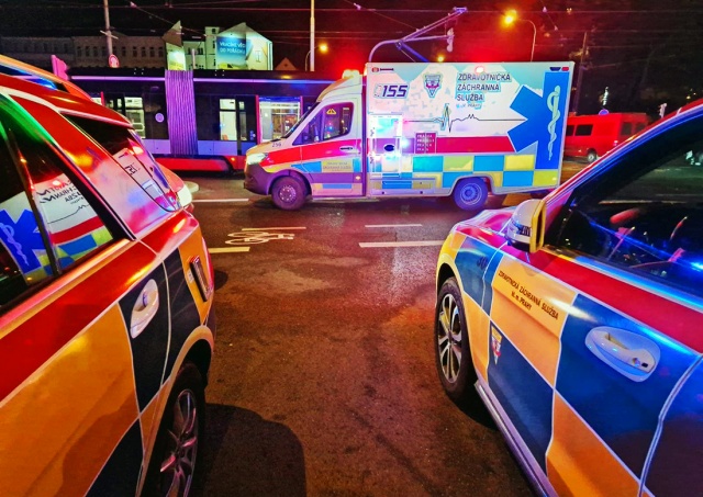 В Праге за один вечер под трамваи попали три человека
