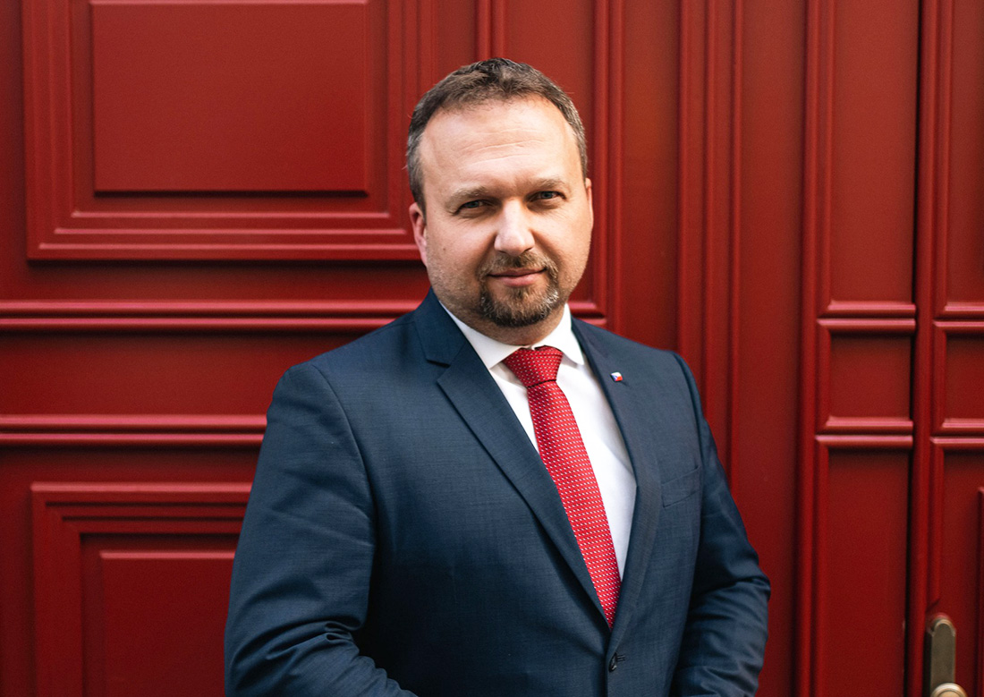Глава Минтруда Чехии озвучил размер минимальной зарплаты на 2025 год