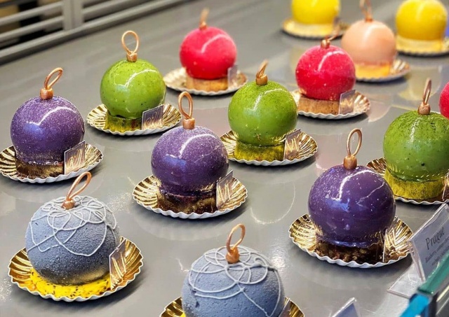 Красота: пражская кондитерская Café Millème представила праздничные десерты