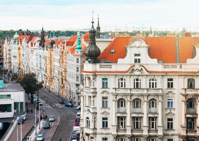Статистики подсчитали среднюю зарплату в Праге