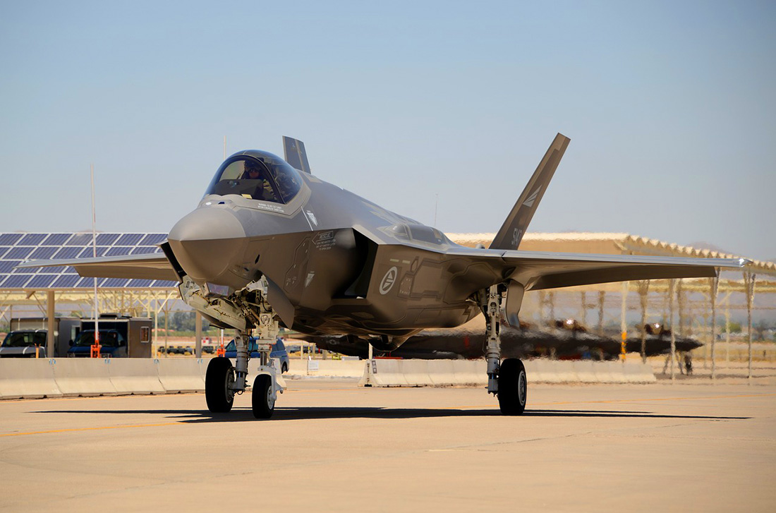 Чехия подписала договор на поставку истребителей F-35. Это очень дорогие машины